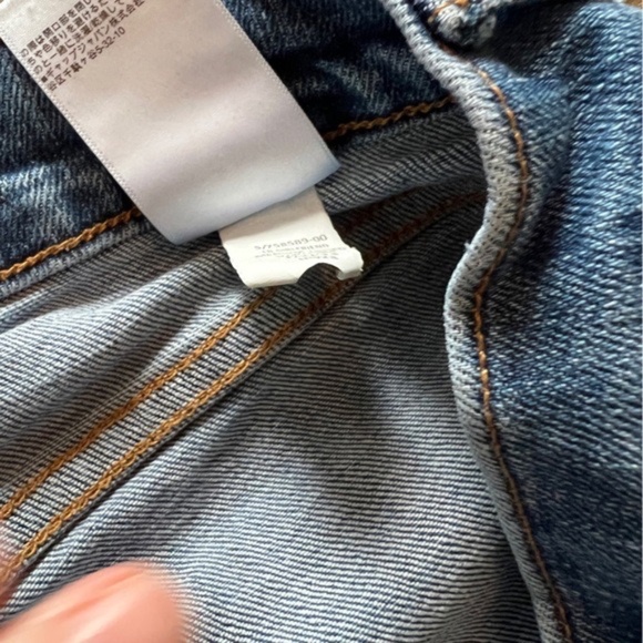 Banana Republic Girlfriend Jeans - Picture 11 of 13